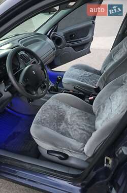 Лифтбек Renault Laguna 1996 в 