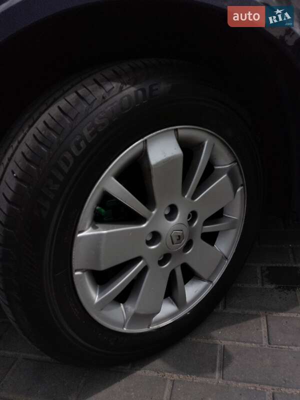 Ліфтбек Renault Laguna 2007 в Святопетрівське