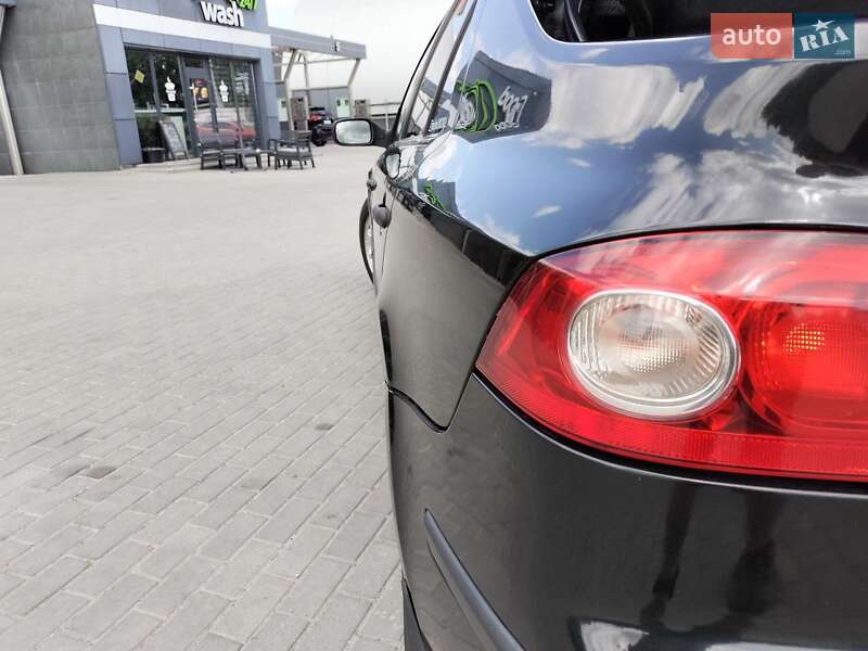 Ліфтбек Renault Laguna 2007 в Святопетрівське