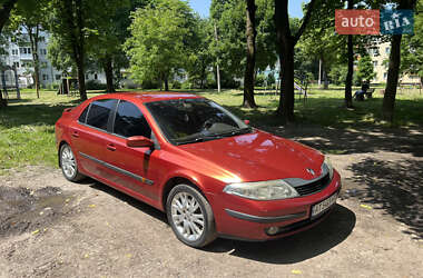 Лифтбек Renault Laguna 2001 в 