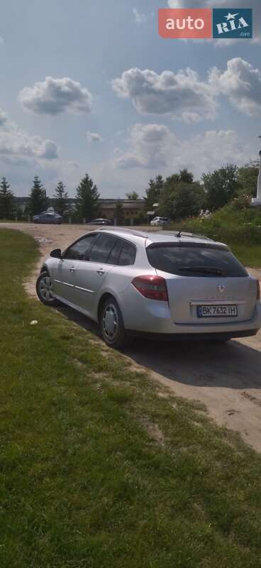 Универсал Renault Laguna 2010 в Бродах