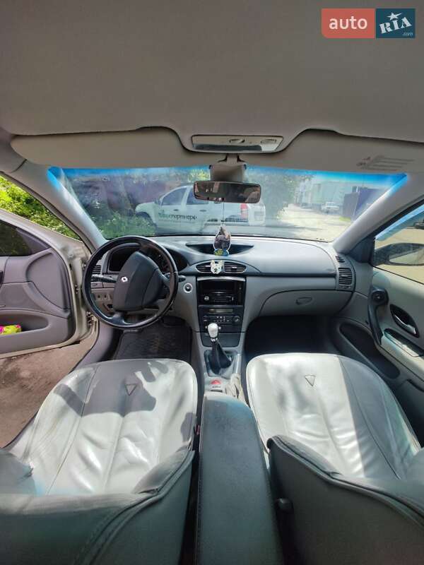 Ліфтбек Renault Laguna 2003 в Красилові