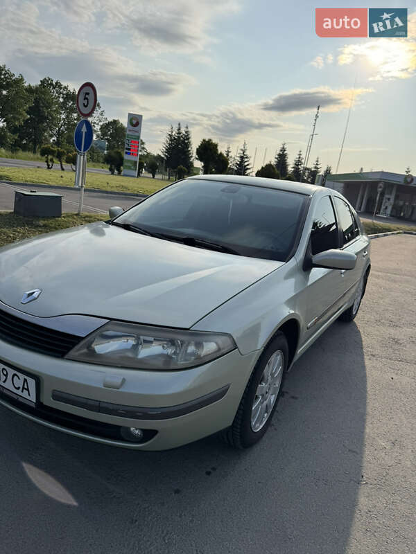 Лифтбек Renault Laguna 2001 в Снятине