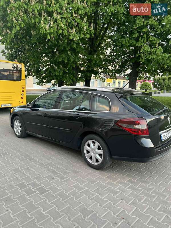 Универсал Renault Laguna 2010 в Звягеле