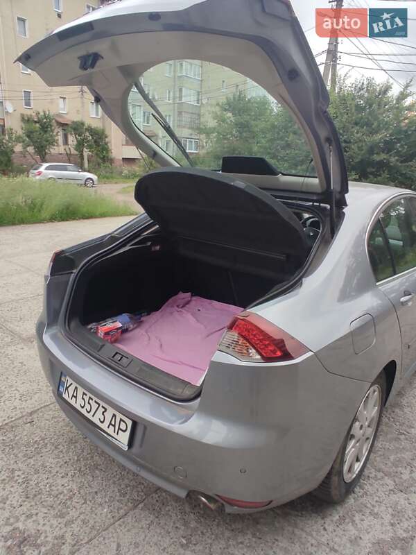 Ліфтбек Renault Laguna 2009 в Долині