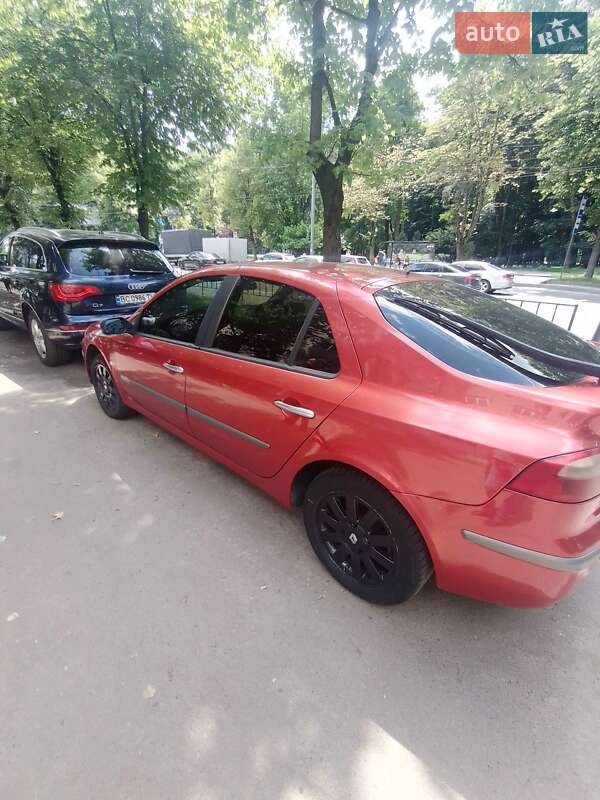 Ліфтбек Renault Laguna 2001 в Львові