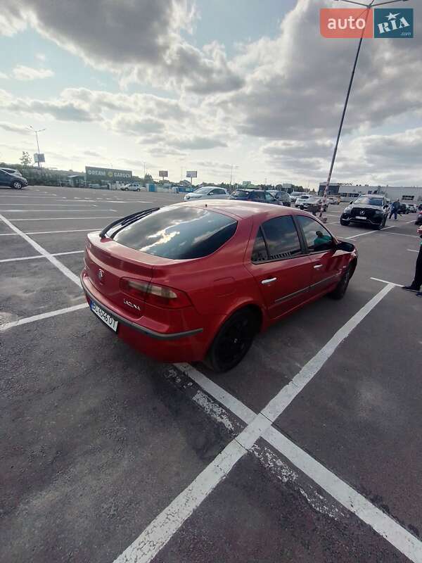 Ліфтбек Renault Laguna 2001 в Львові