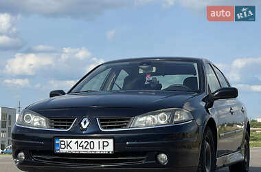 Ліфтбек Renault Laguna 2005 в Рівному
