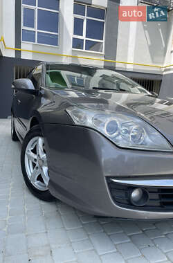 Лифтбек Renault Laguna 2008 в Шептицькому