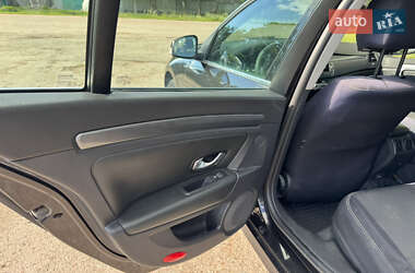 Универсал Renault Laguna 2011 в 