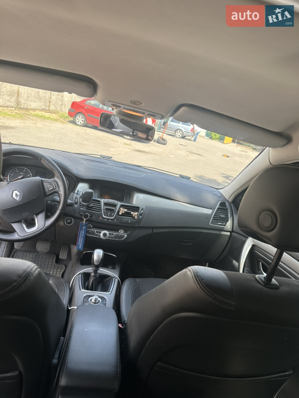 2012 Renault Laguna - мініатюра 28