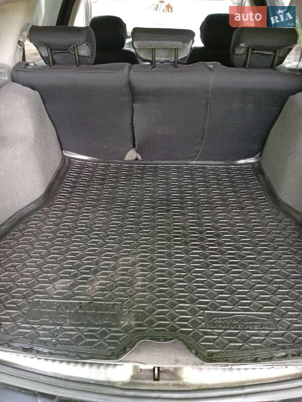 Універсал Renault Laguna 2001 в Лозовій фото 10 Універсал Renault Laguna 2001 в Лозовій