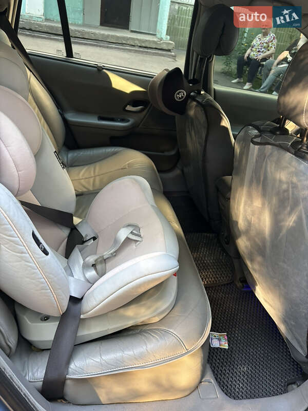 Универсал Renault Laguna 2003 в Сумах