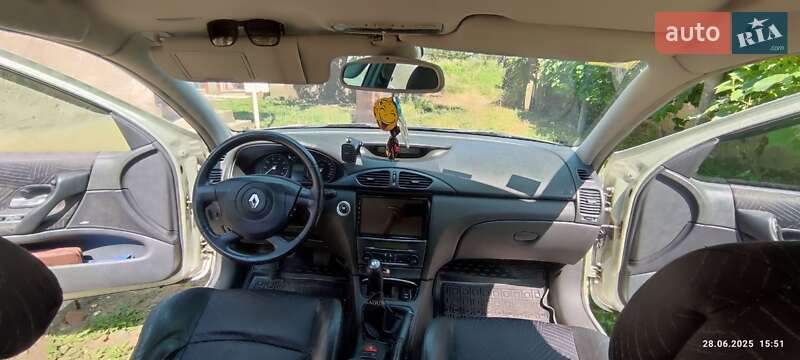 Ліфтбек Renault Laguna 2002 в Береговому