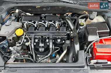 Лифтбек Renault Laguna 2004 в 