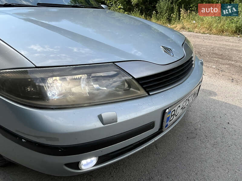 Лифтбек Renault Laguna 2002 в Тернополе