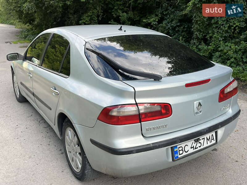 Лифтбек Renault Laguna 2002 в Тернополе