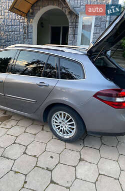 Универсал Renault Laguna 2011 в 