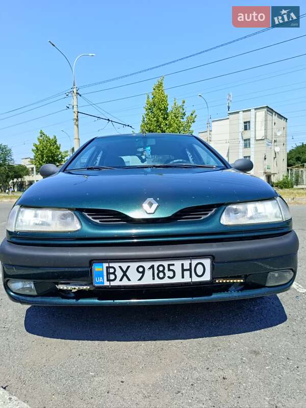 Лифтбек Renault Laguna 1994 в Виннице