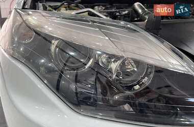 Лифтбек Renault Laguna 2011 в 