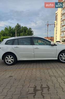 Универсал Renault Laguna 2011 в 