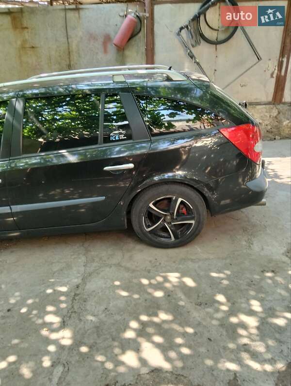 Универсал Renault Laguna 2004 в Николаеве