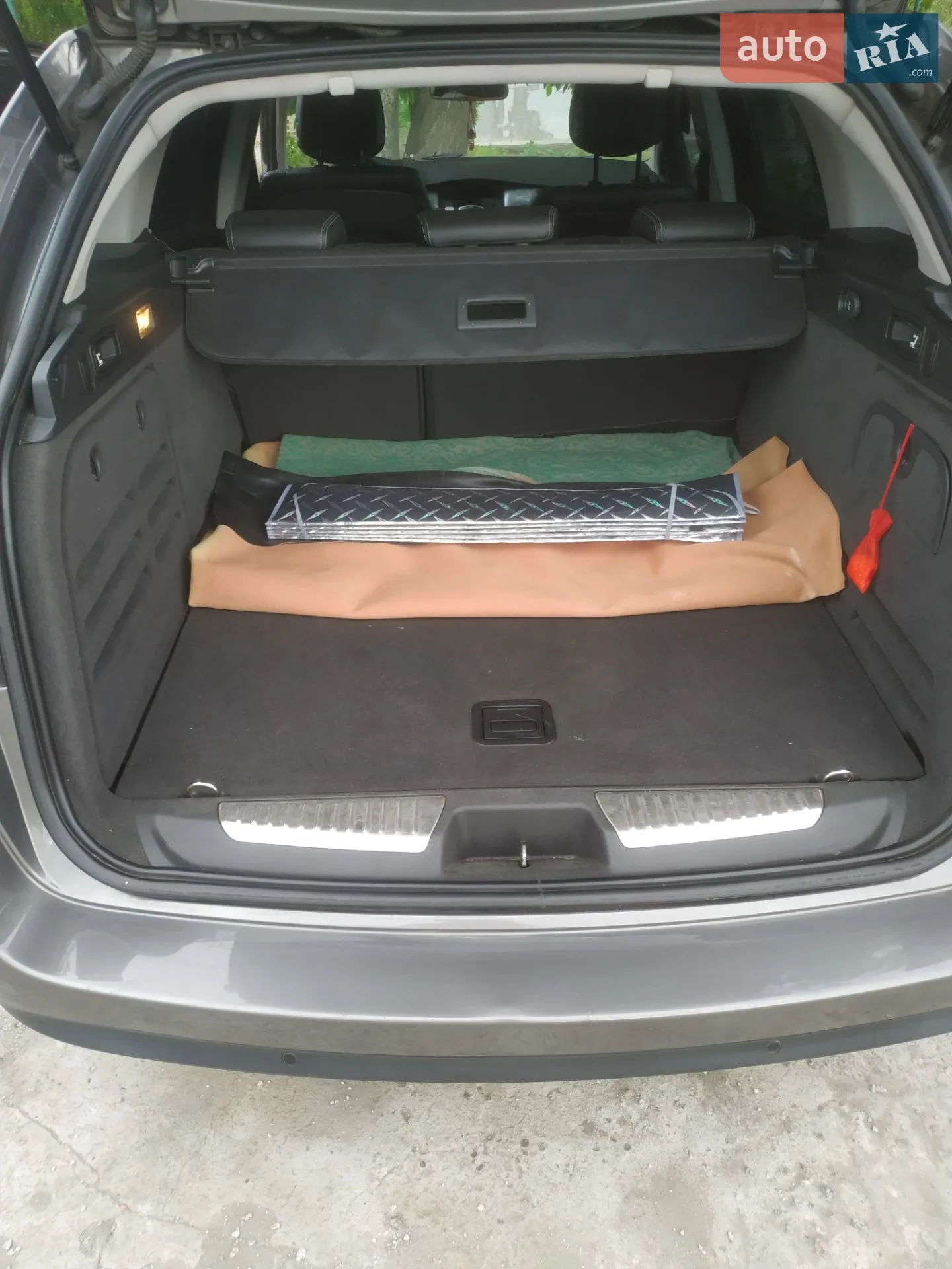 2010 Renault Laguna - мініатюра 2
