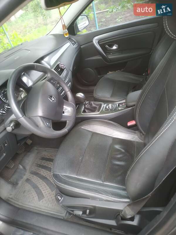 Универсал Renault Laguna 2010 в Кропивницком