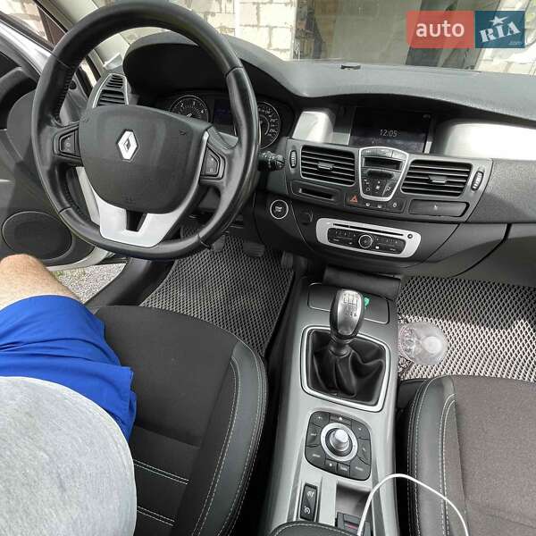 Универсал Renault Laguna 2013 в Гоще