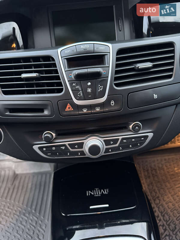 Универсал Renault Laguna 2010 в Козельце