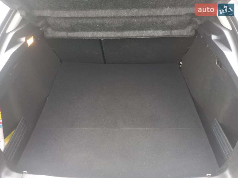 Ліфтбек Renault Laguna 2008 в Теофіполі