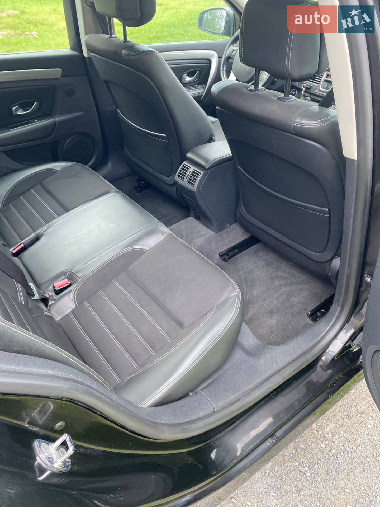 2012 Renault Laguna - мініатюра 25