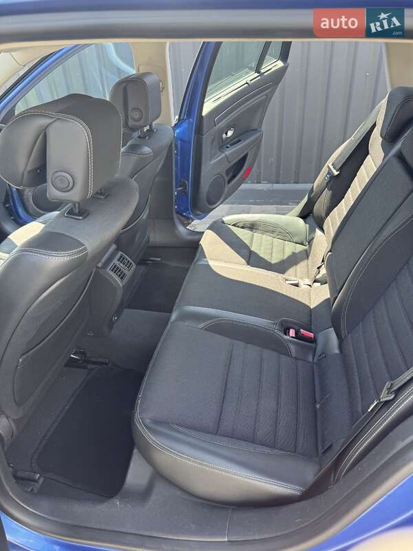 Универсал Renault Laguna 2010 в Софиевской Борщаговке фото 27 Универсал Renault Laguna 2010 в Софиевской Борщаговке