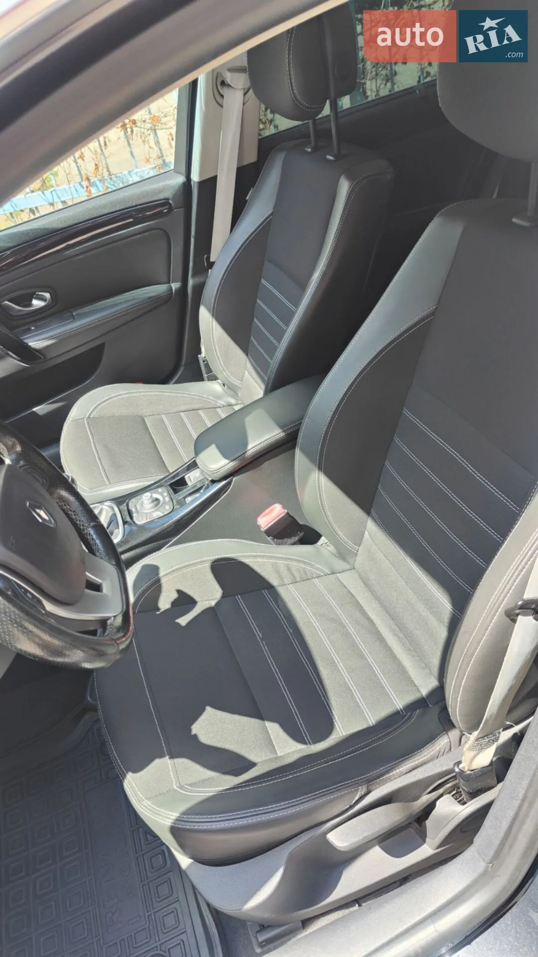 2013 Renault Laguna - мініатюра 37