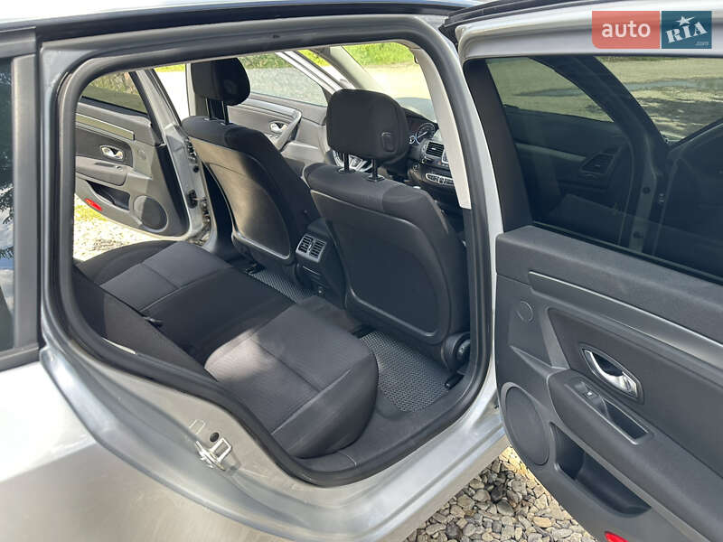 Универсал Renault Laguna 2008 в Снятине