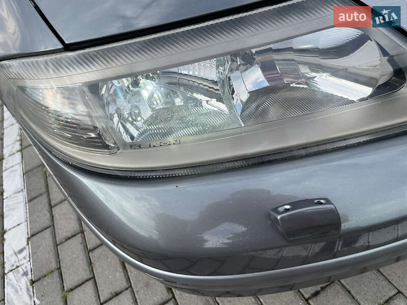 Универсал Renault Laguna 2003 в Тернополе