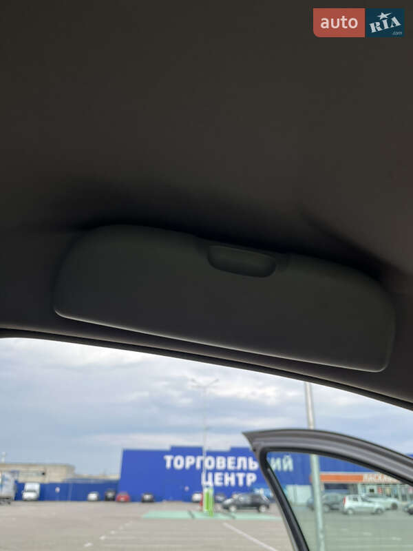 Универсал Renault Laguna 2003 в Тернополе