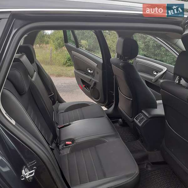 Универсал Renault Laguna 2012 в Каменском