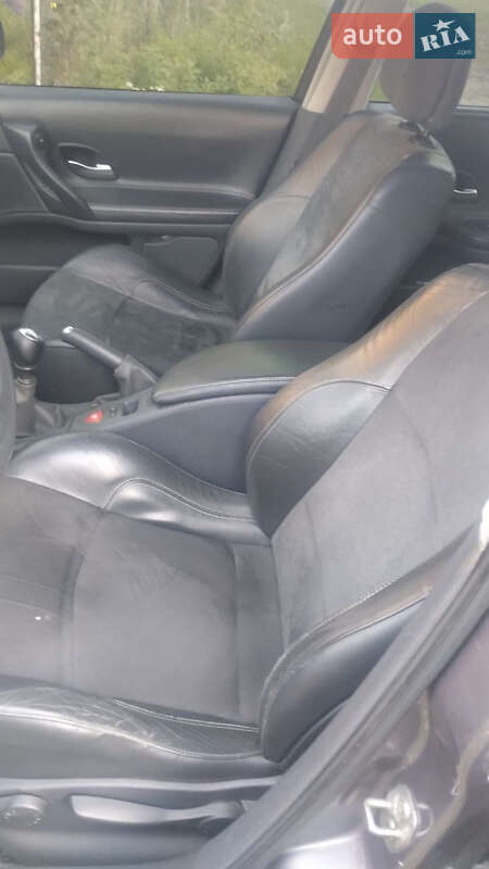 Ліфтбек Renault Laguna 2004 в Києві