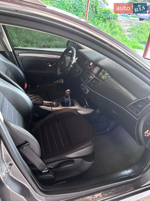 Универсал Renault Laguna 2014 в Черновцах