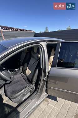 Лифтбек Renault Laguna 2007 в 