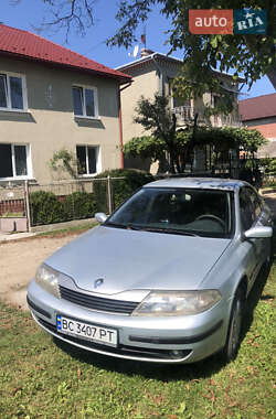 Лифтбек Renault Laguna 2001 в 