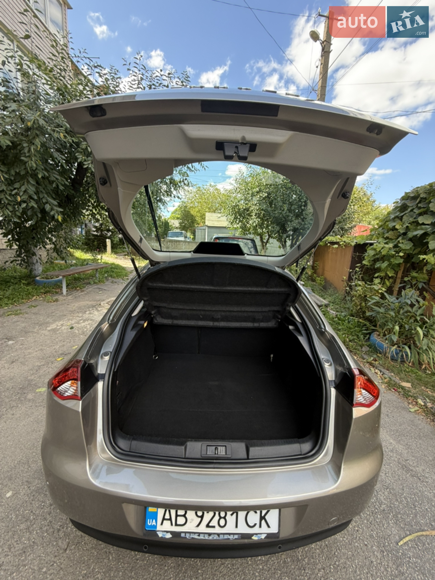 2013 Renault Laguna - мініатюра 12