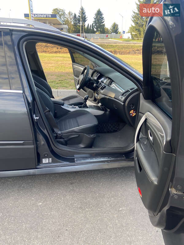 Універсал Renault Laguna 2011 в Віті-Поштовій