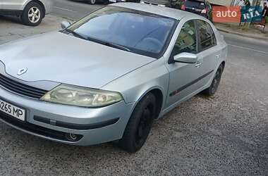 Лифтбек Renault Laguna 2001 в 