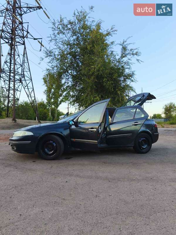 Лифтбек Renault Laguna 2001 в Кривом Роге