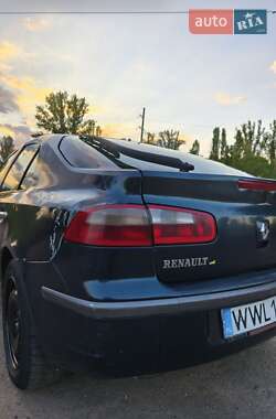 Ліфтбек Renault Laguna 2001 в 
