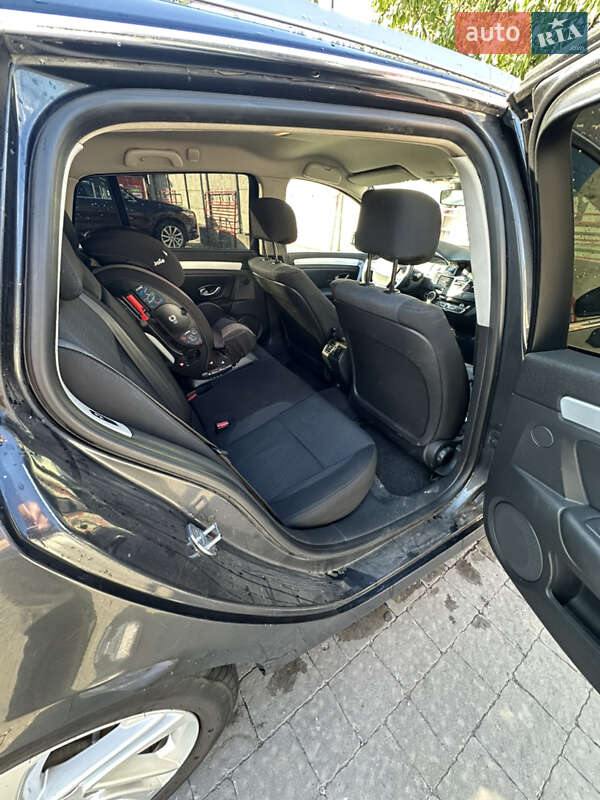 Универсал Renault Laguna 2010 в Ивано-Франковске фото 6 Универсал Renault Laguna 2010 в Ивано-Франковске