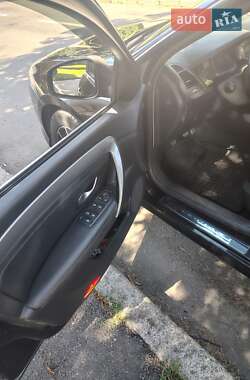 Лифтбек Renault Laguna 2012 в 