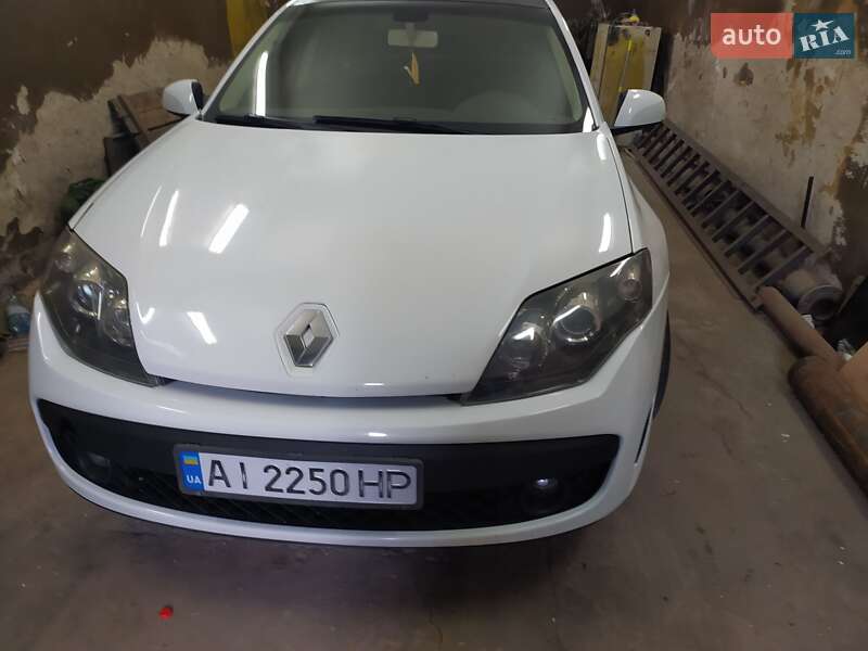 Лифтбек Renault Laguna 2008 в Киеве